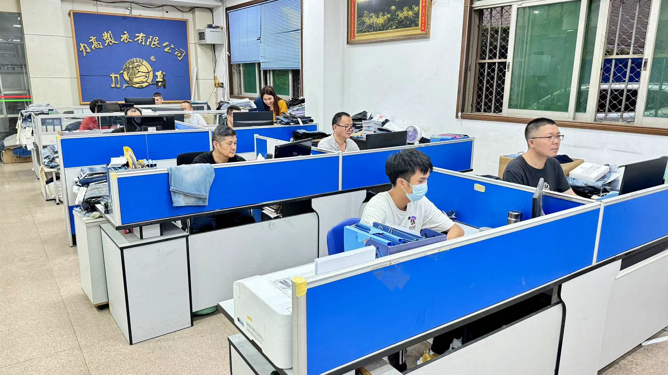 Guangdong Shunde Leka Clothing Design Co., Ltd lini produksi pabrik