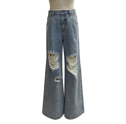 Dekorasi Denim Yang Berkilau Untuk Penampilan Yang Glamor Dan Menarik Mata