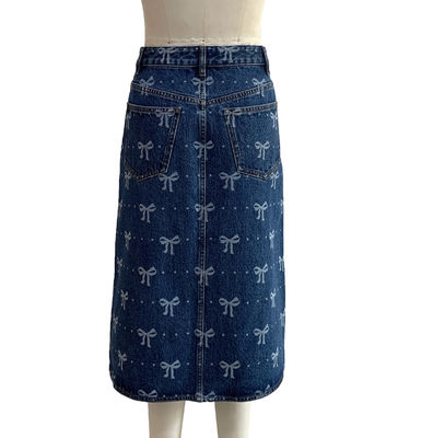 All Over Bow Print Long Denim Skirt Untuk Desain Yang Mainan Dan Feminine