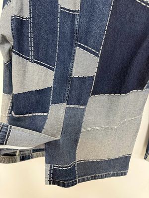Trendy Jacquard Elements Denim Blazer Untuk tampilan yang berani dan bergaya